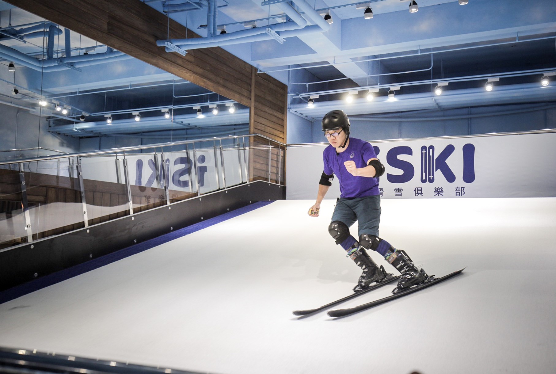Professional ski machine PROLESKI for indoor ski training in Taiwan
