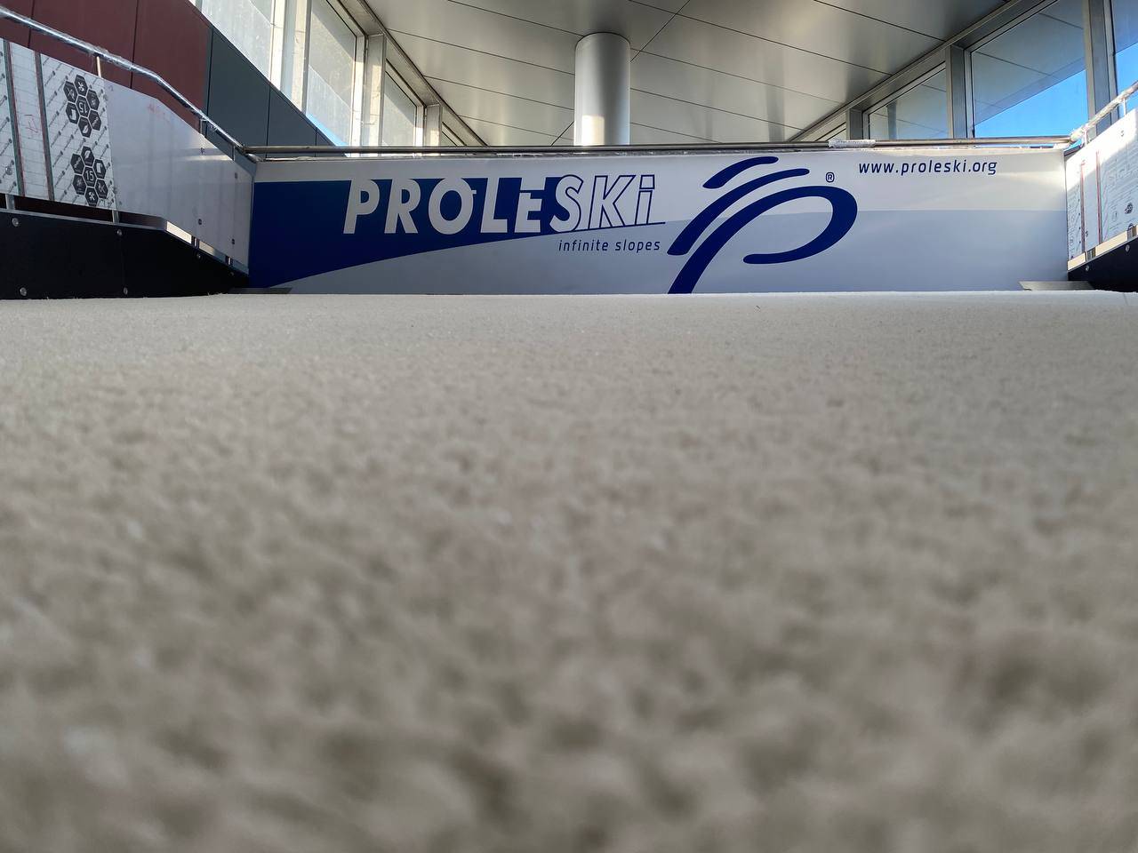 Corporate ski training event on PROLESKI simulator – perfect for team building.