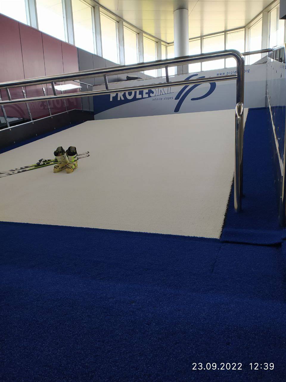 PROLESKI ski club – training with professional instructors on high-tech simulators